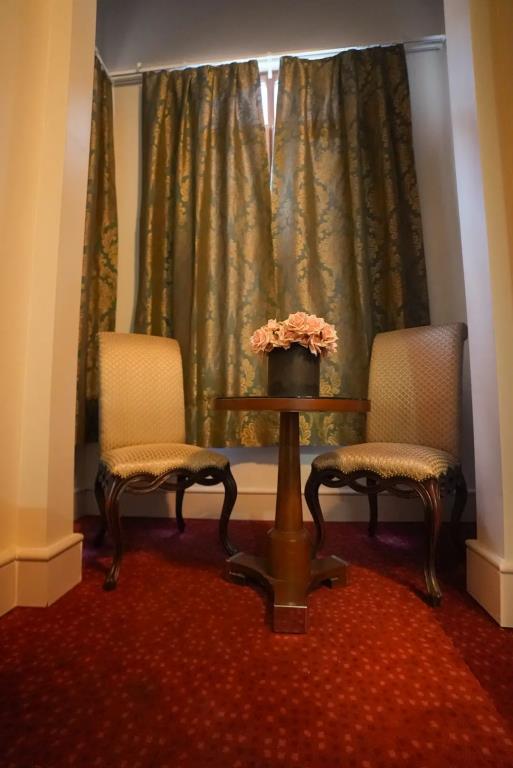 Aria Palace Hotel 0*