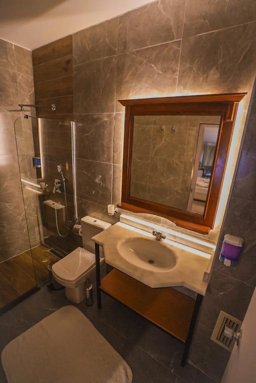 Aria Palace Hotel 0*