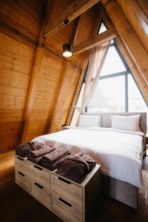 Chalet Myler 0*