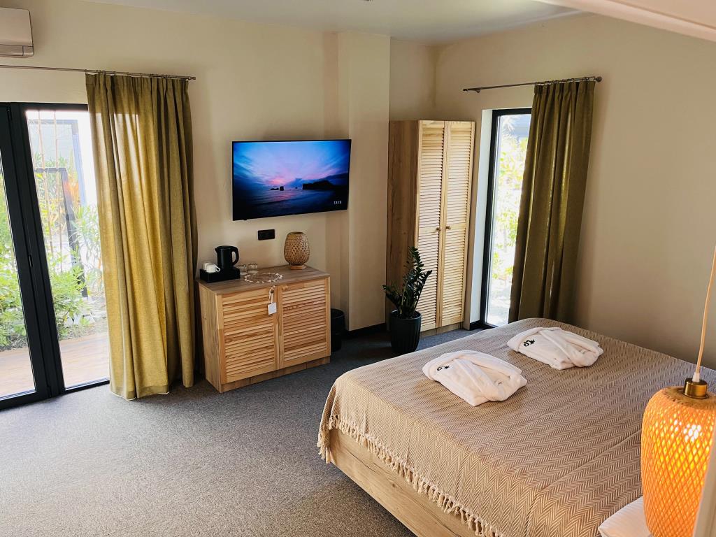 Little Palm Hotel 4*