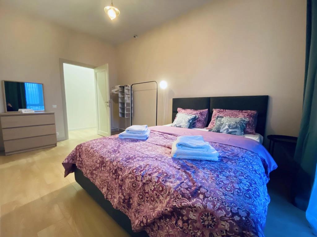 Apartments on Profsoyuznaya 128A 0*