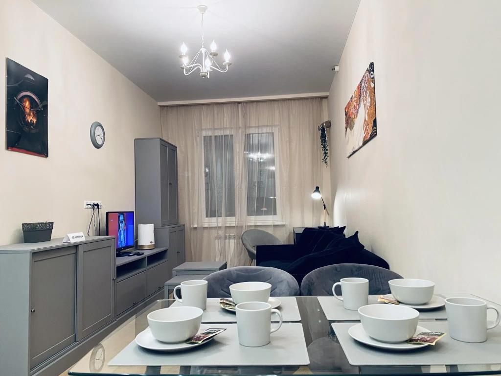 Apartments on Profsoyuznaya 128A 0*