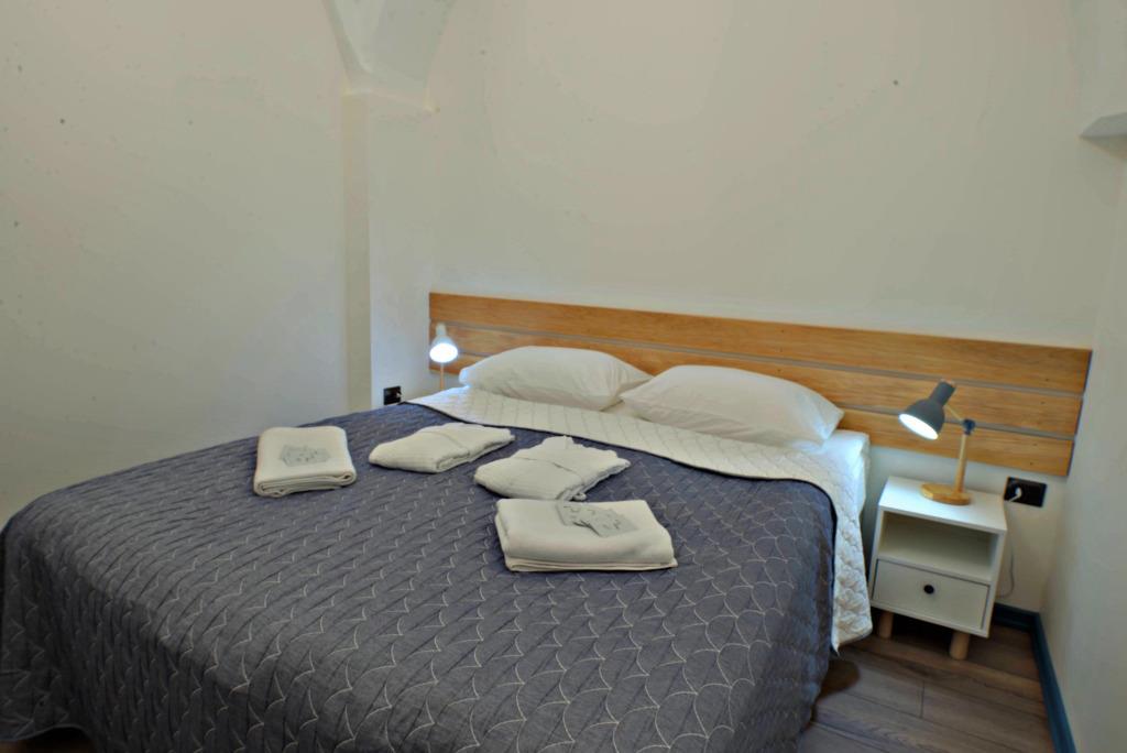 Dvenadtsat Hotel 0*