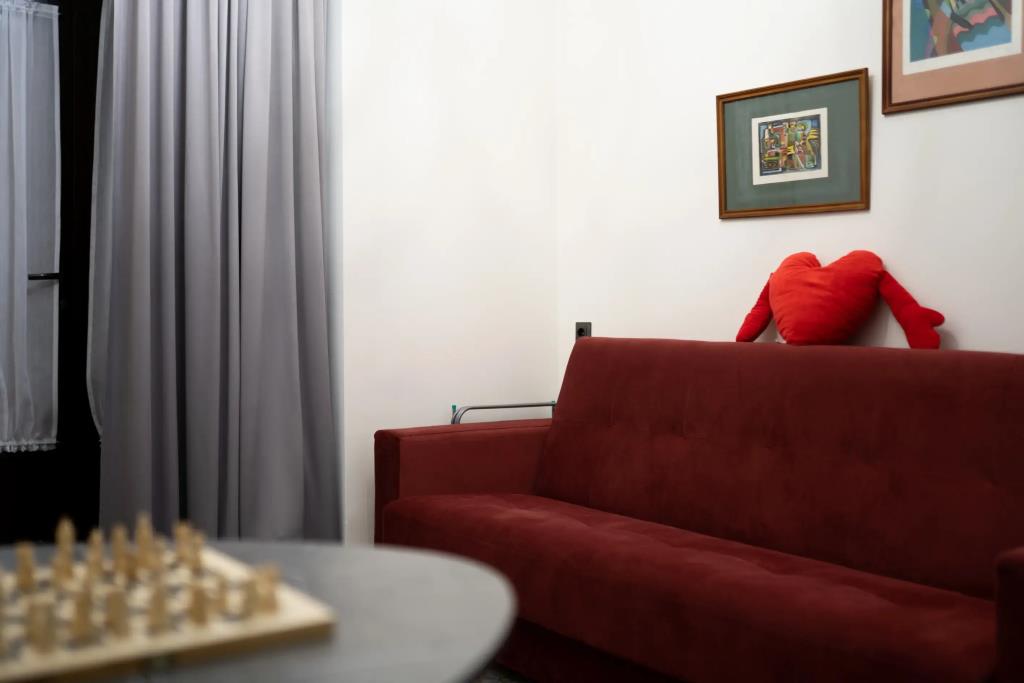 Dvenadtsat Hotel 0*