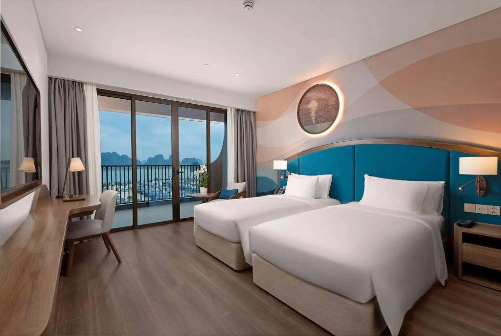 Wyndham Garden Sonasea Van Don 4*