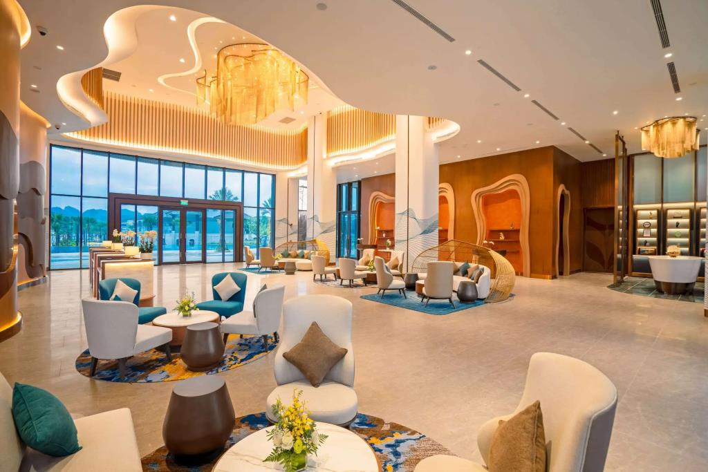 Wyndham Garden Sonasea Van Don 4*