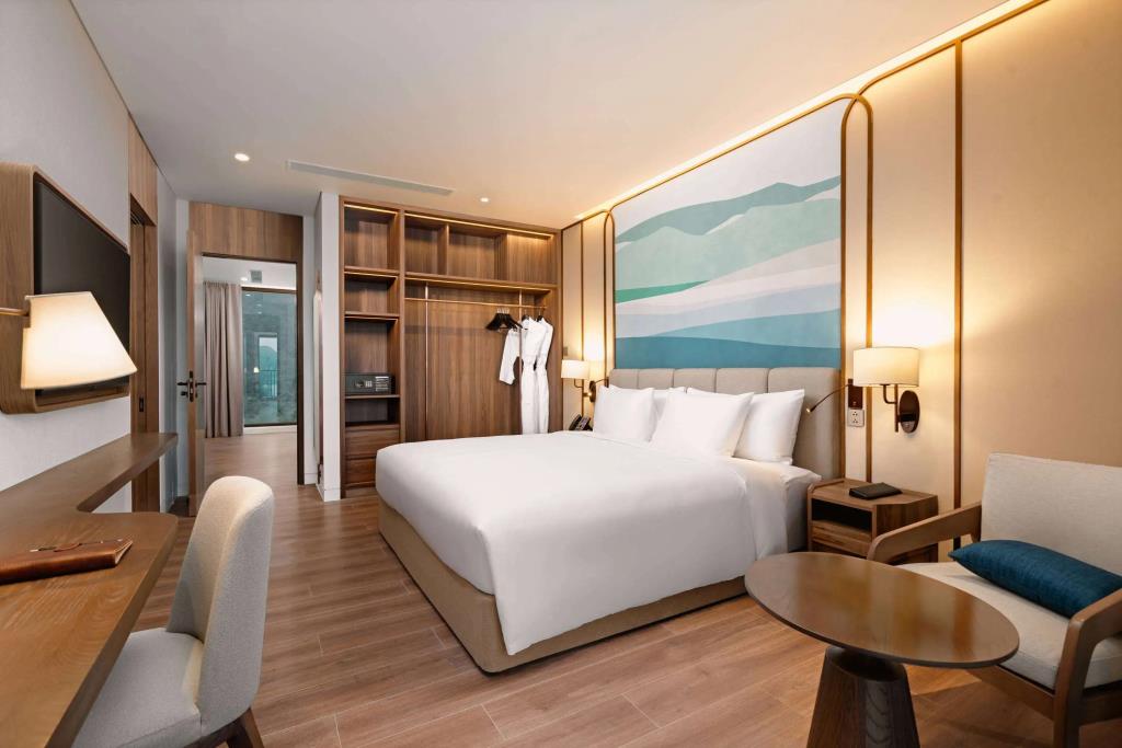 Wyndham Garden Sonasea Van Don 4*