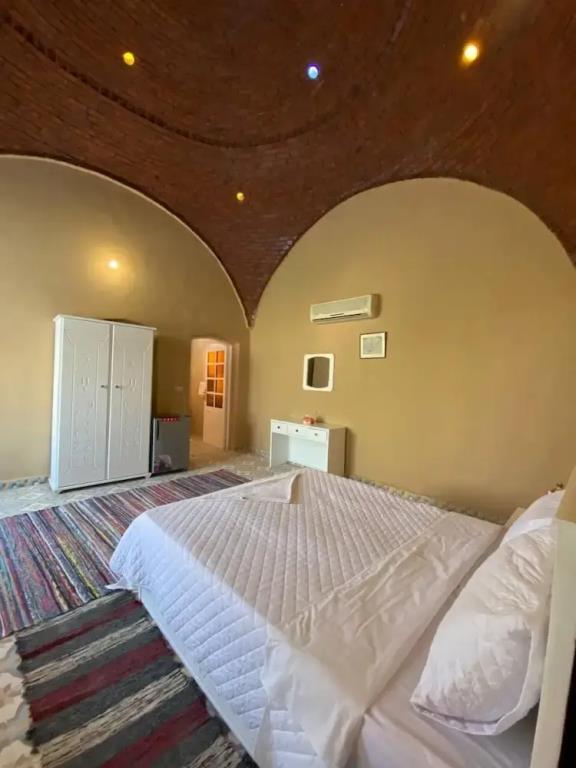 sekhmet hotel 3*