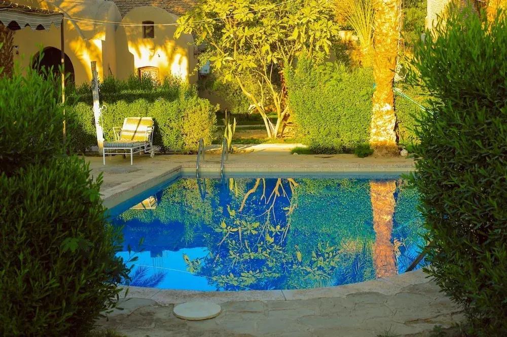 sekhmet hotel 3*