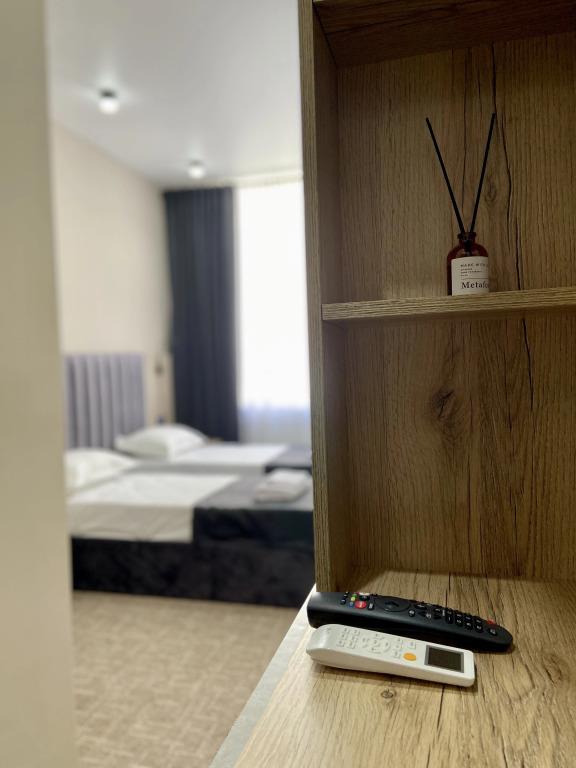AMS Hotel 0*
