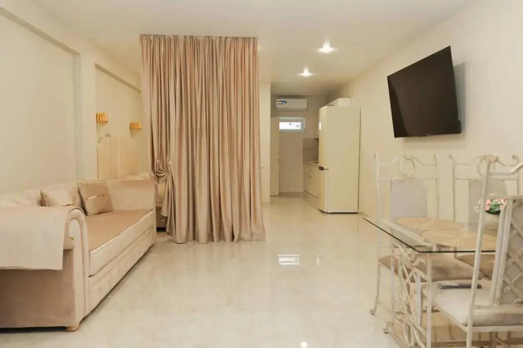 Astoria Apartment Hotel 0*