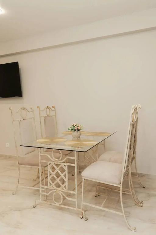 Astoria Apartment Hotel 0*
