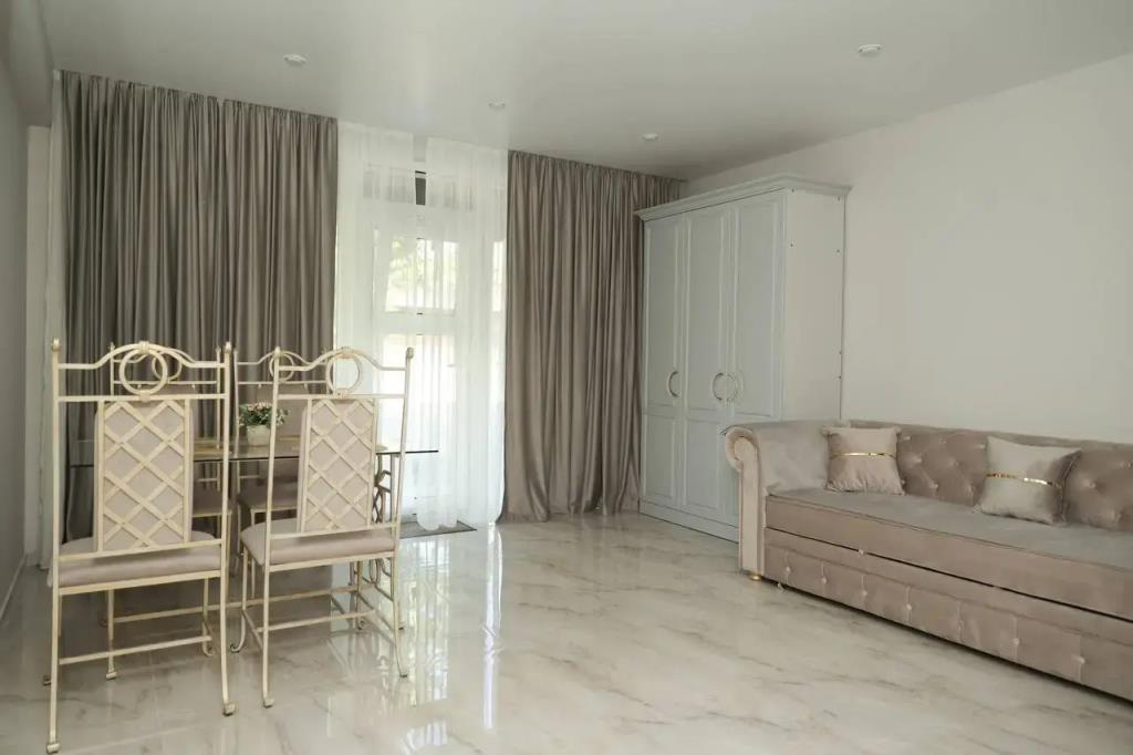 Astoria Apartment Hotel 0*