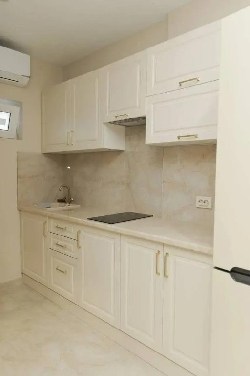 Astoria Apartment Hotel 0*