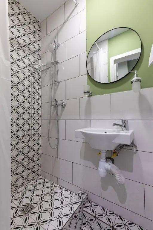 Apartamenty Na Naberezhnoy Kutuzova 32 (2) 0*
