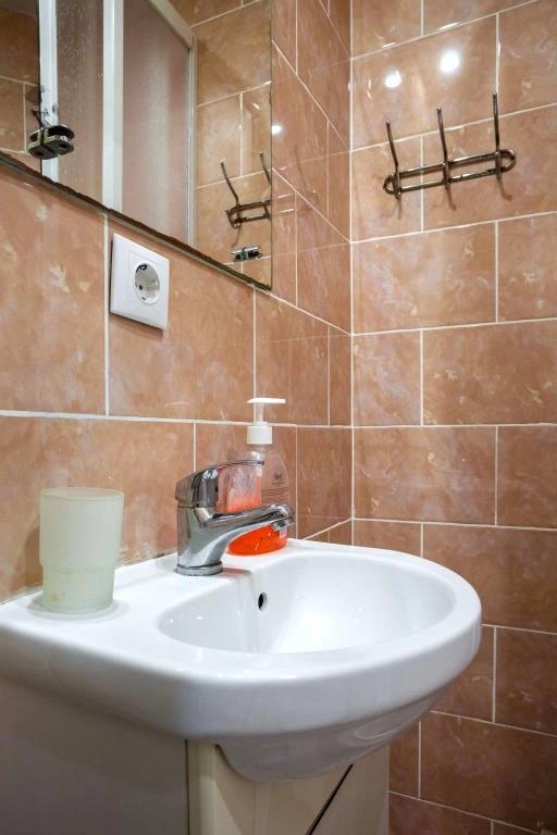 Apartamenty Tuchkov 24  (3) 0*