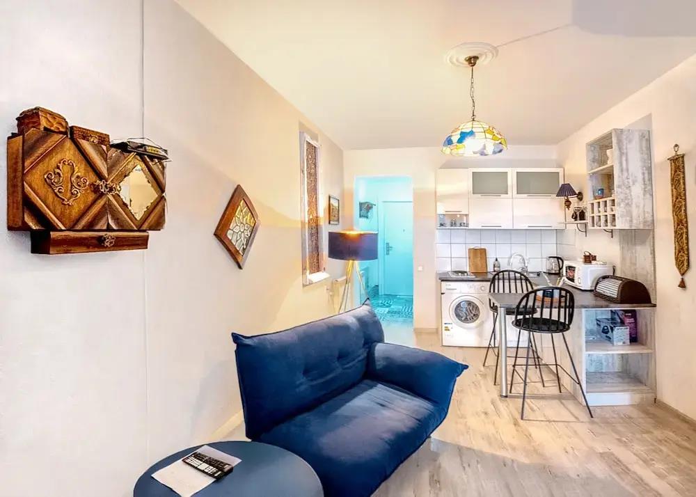 HB apartments Chonkadze 0*