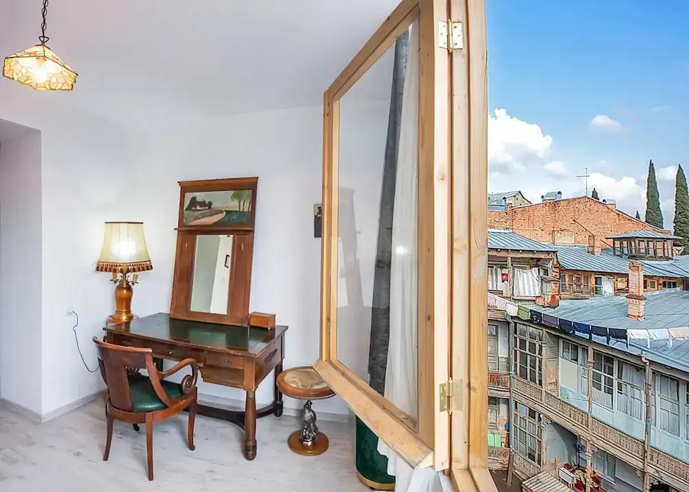 HB apartments Chonkadze 0*