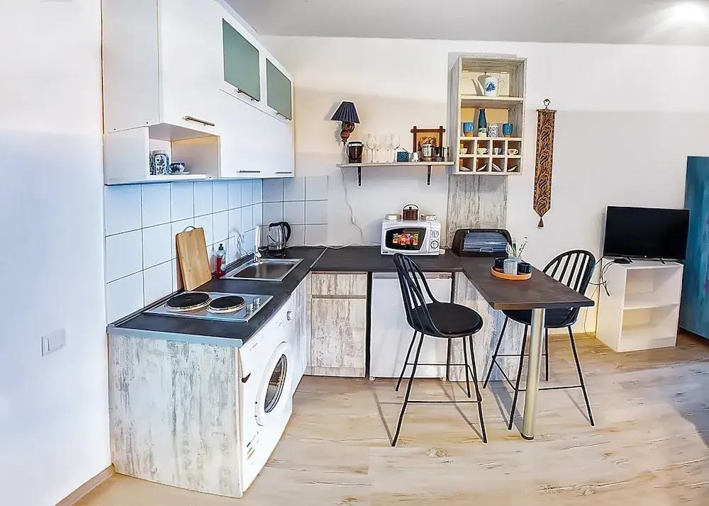 HB apartments Chonkadze 0*