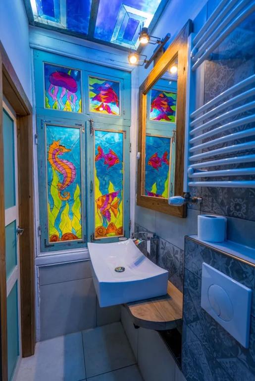 H&B apartments Zurab Zhvania 0*
