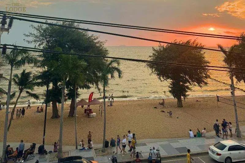 The Lodge Jomtien 7 2*