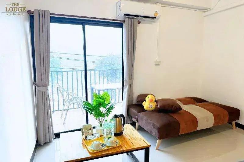 The Lodge Jomtien 7 2*