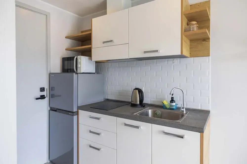 Modern Condo near the Beach - NV5 0*