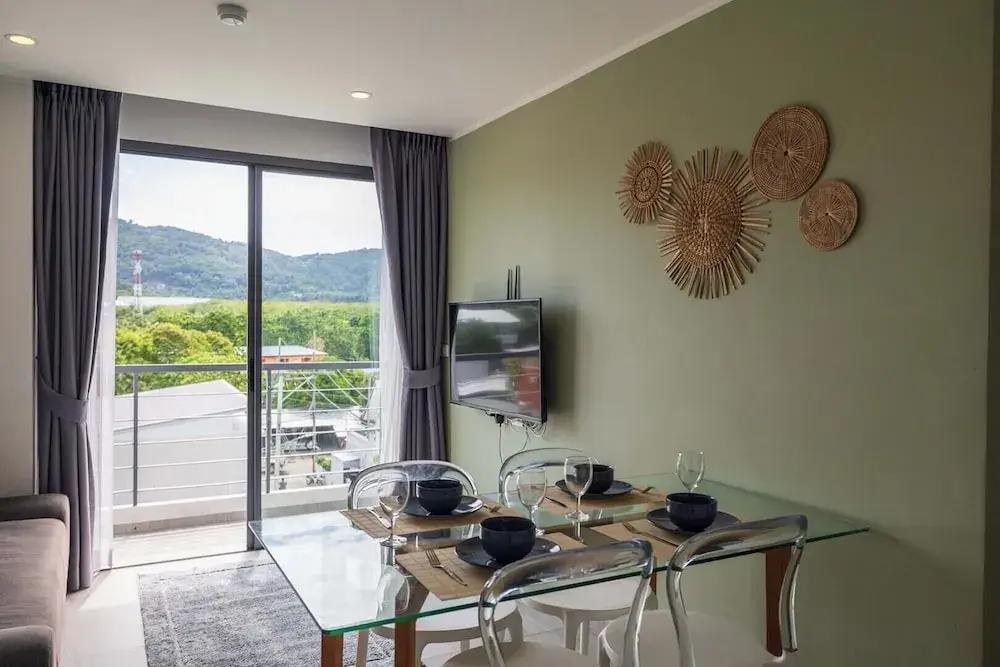 Modern Condo near the Beach - NV5 0*