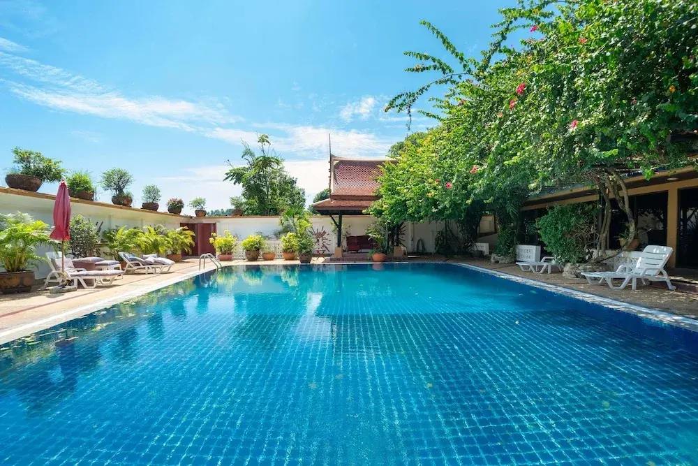 Bougainvillea 3BR Apartment 216 in Kata 0*