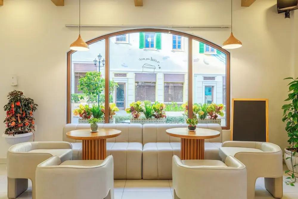 Lotus Home Corner & Rooftop 3*