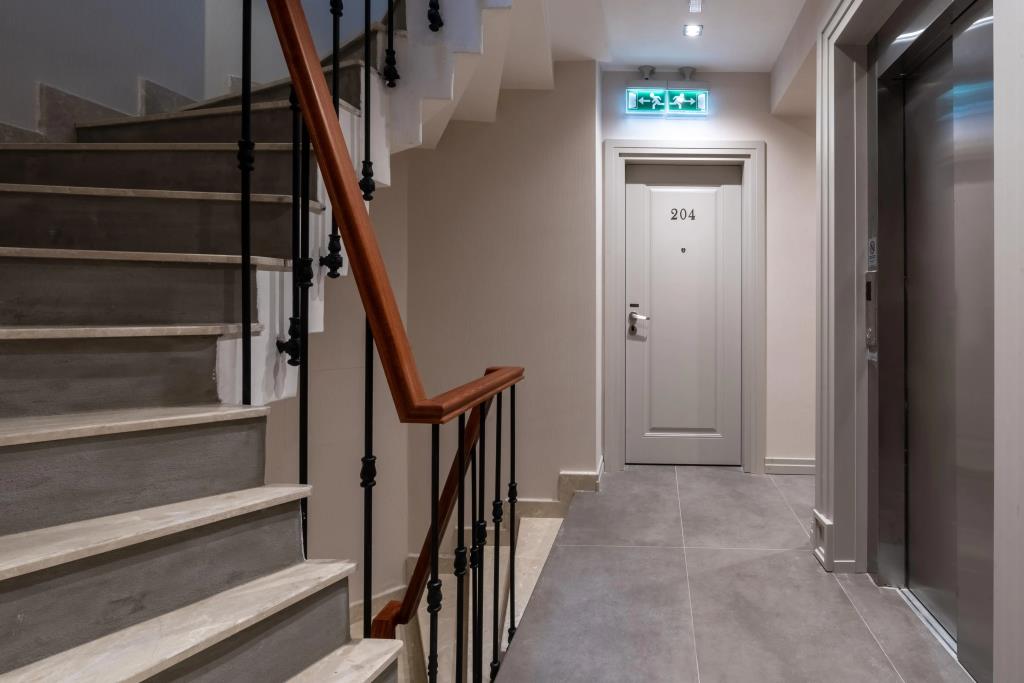 Smart and Simple Hotel Karakoy 0*
