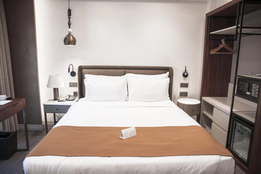 Smart and Simple Hotel Karakoy 0*