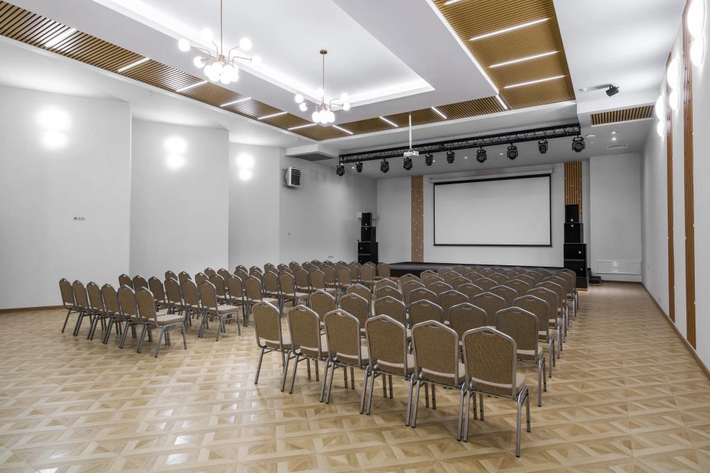 Lesnaya Lastochka Hotel 4*