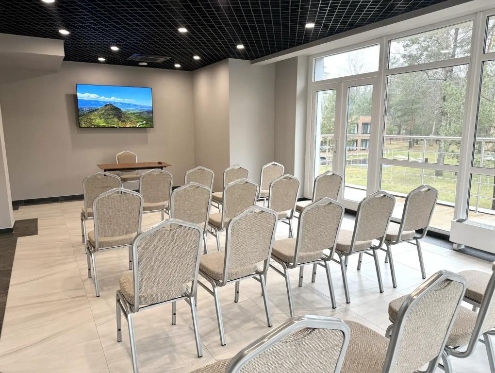 Lesnaya Lastochka Hotel 4*