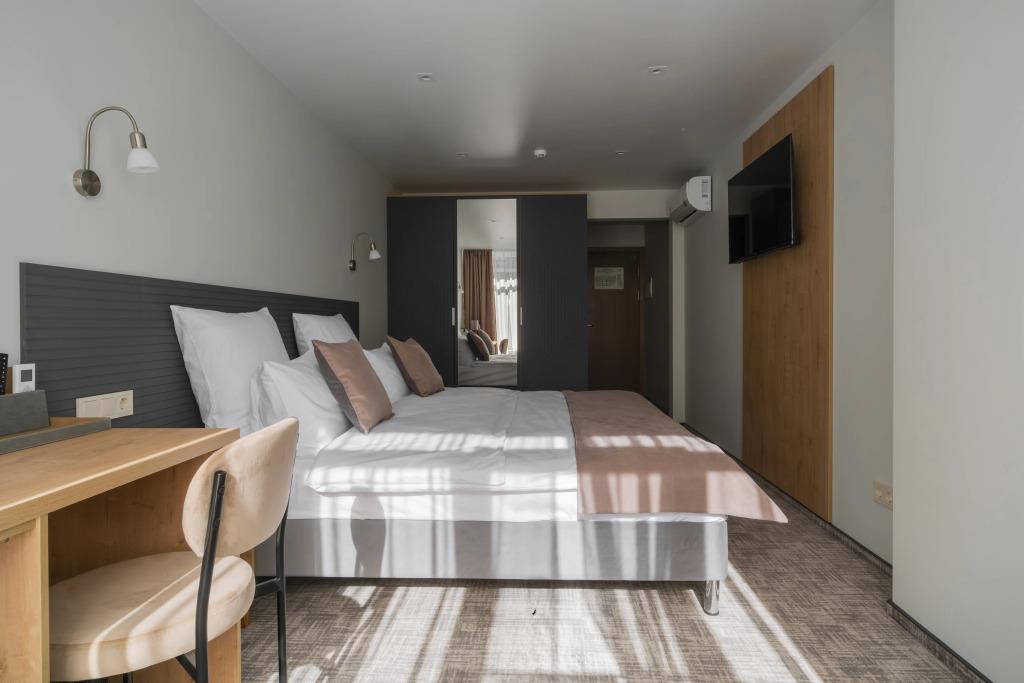 Lesnaya Lastochka Hotel 4*