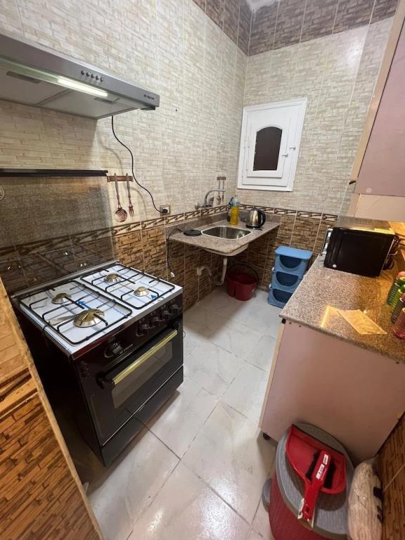 Spacious 2-Bedroom Apartment 0*