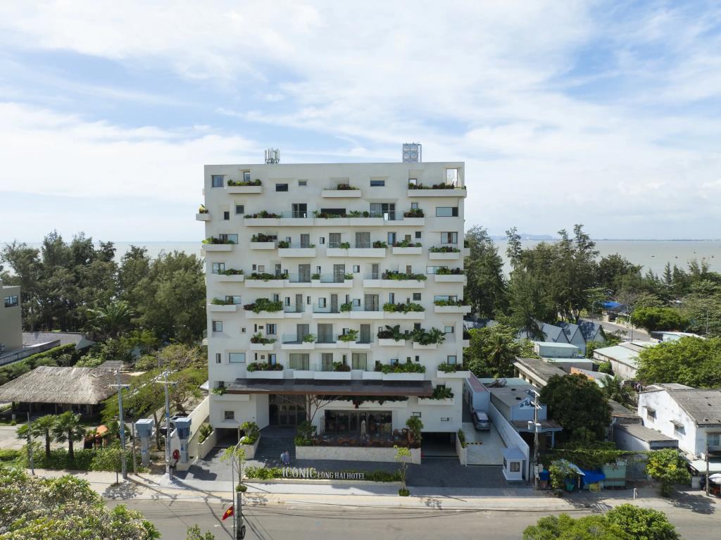 Iconic Long Hai Hotel 4*