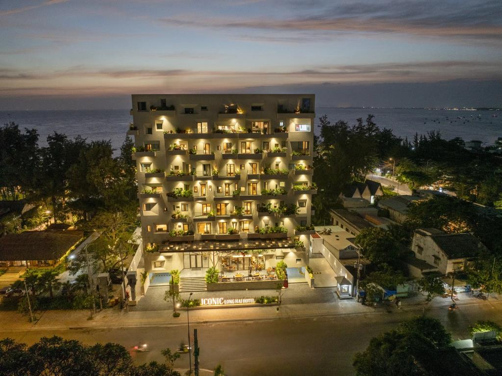 Iconic Long Hai Hotel 4*