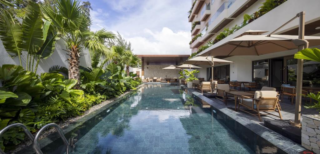 Iconic Long Hai Hotel 4*