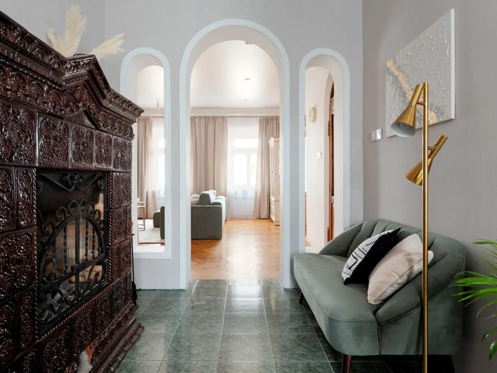 GM Apartments Novaya i tikhaya Trekhkomnatnaya na Tverskoy Flat 0*
