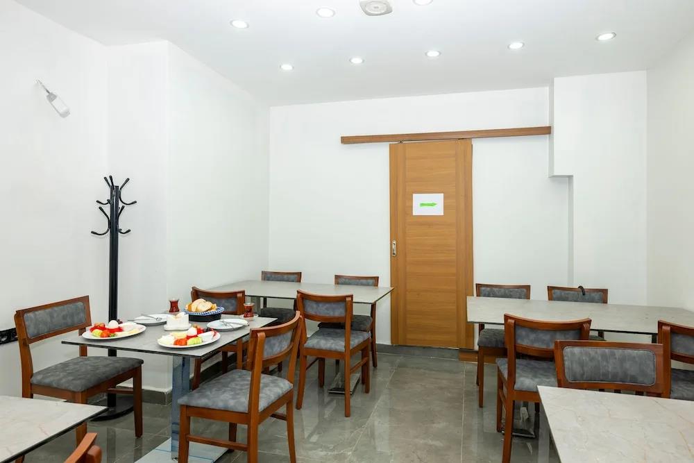 Mayza Otel 0*