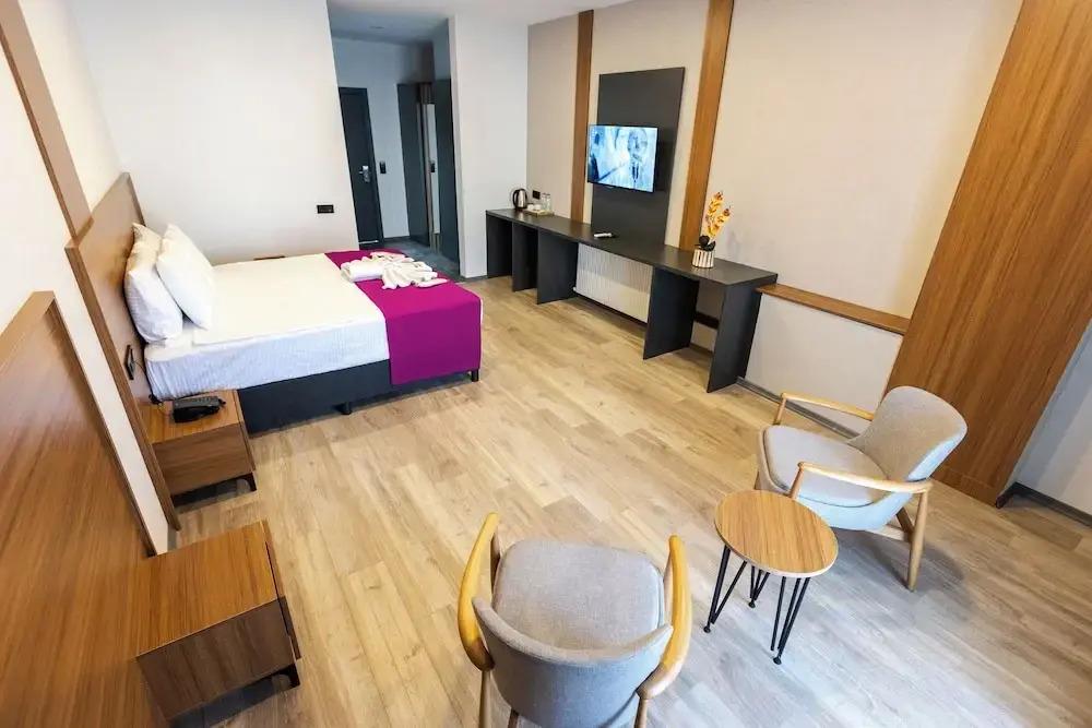 Restway Hotel 0*