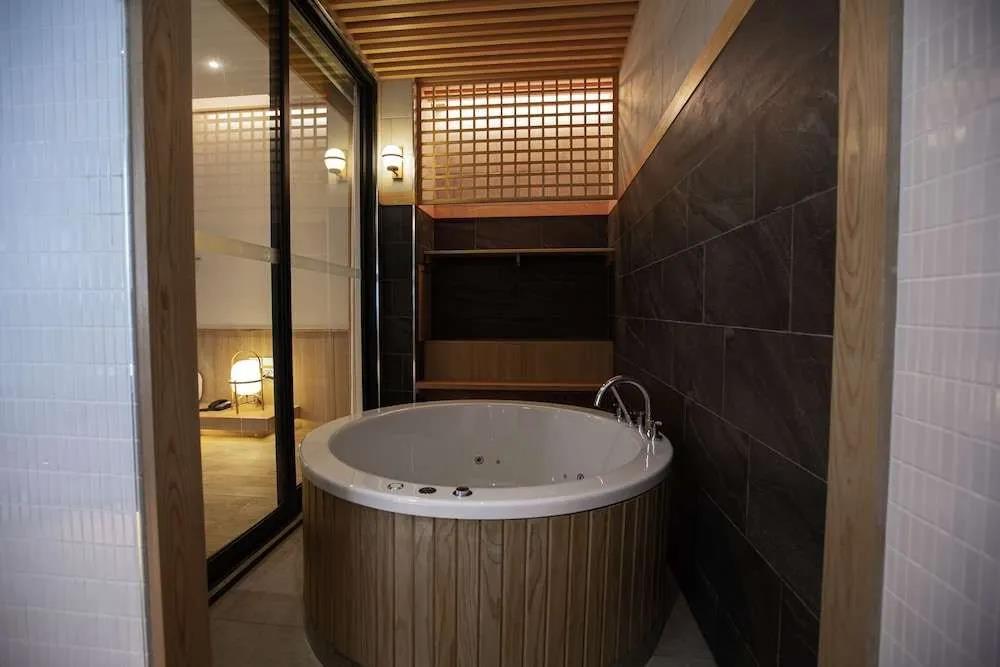 The Arch Phuket Hotel 3*