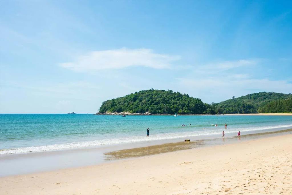 The Arch Phuket Hotel 3*