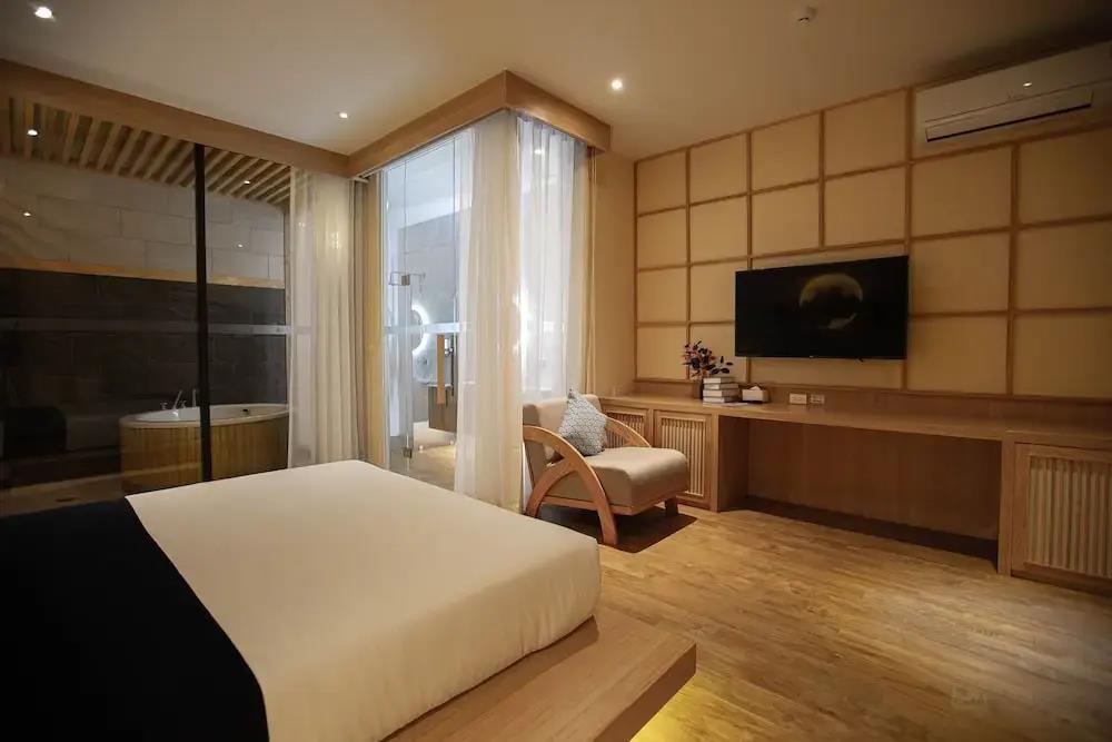 The Arch Phuket Hotel 3*