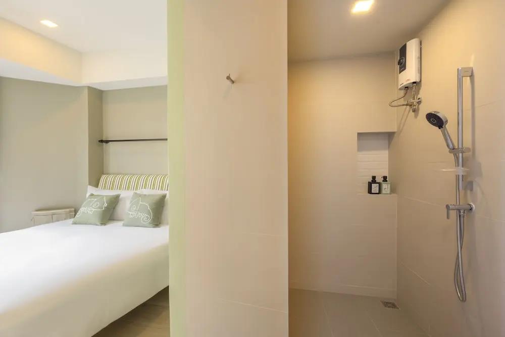 Chamemon Bed Phuket Town 3*