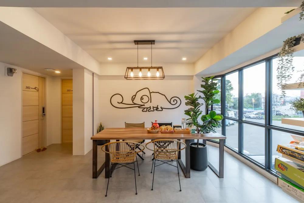 Chamemon Bed Phuket Town 3*