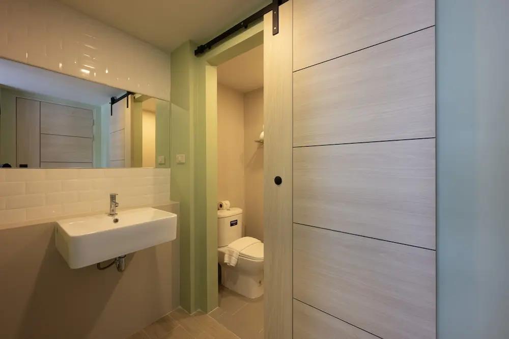 Chamemon Bed Phuket Town 3*