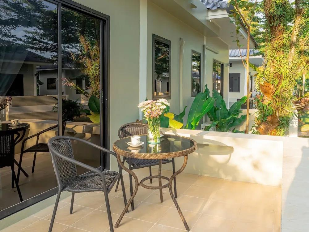 Isara Nai Yang Resort 3*
