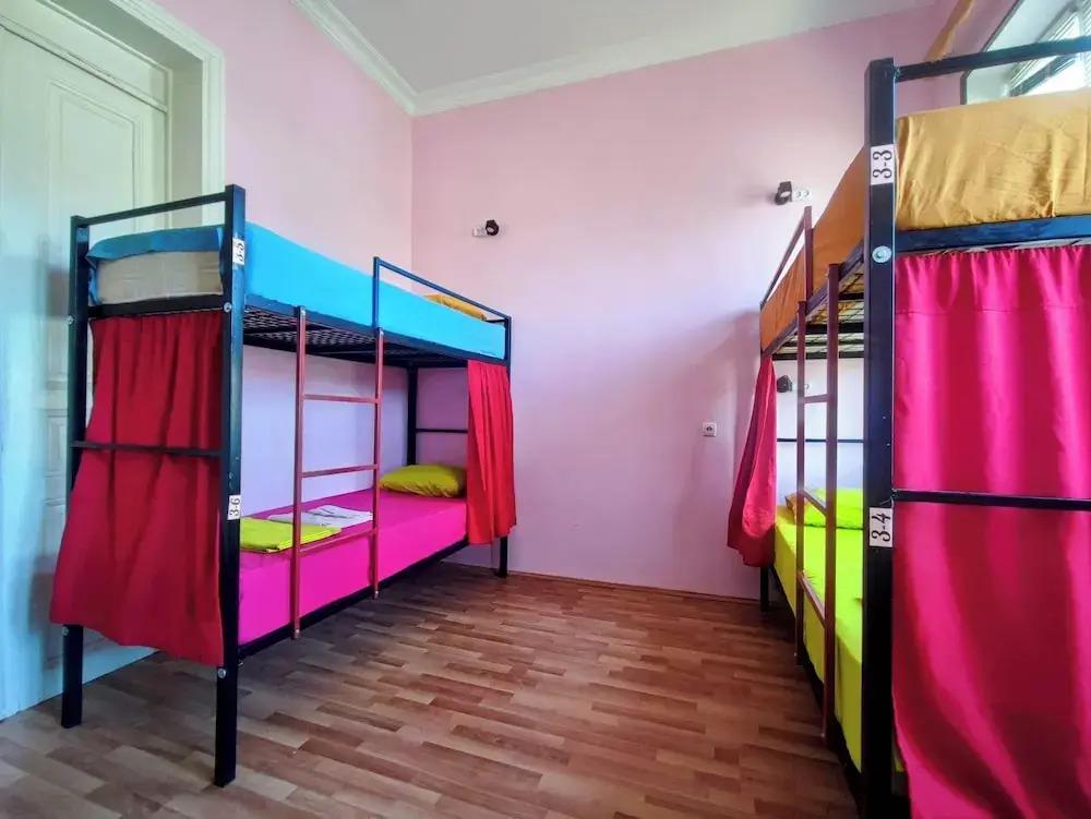 The Friends 0*